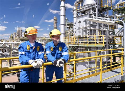 total refinery jobs.